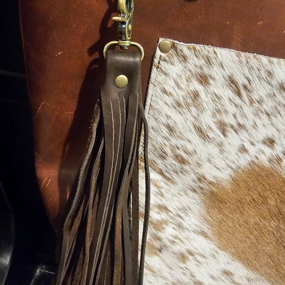 Large leather cow hide tote - Picture 3 of 10